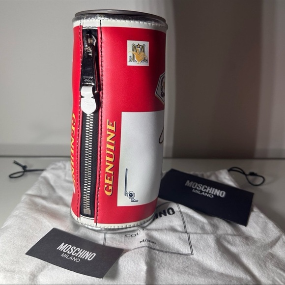 RARE SS20 Moschino x Budweiser Couture Clutch Shaped Can Purse NEW With Tags - Picture 3 of 10